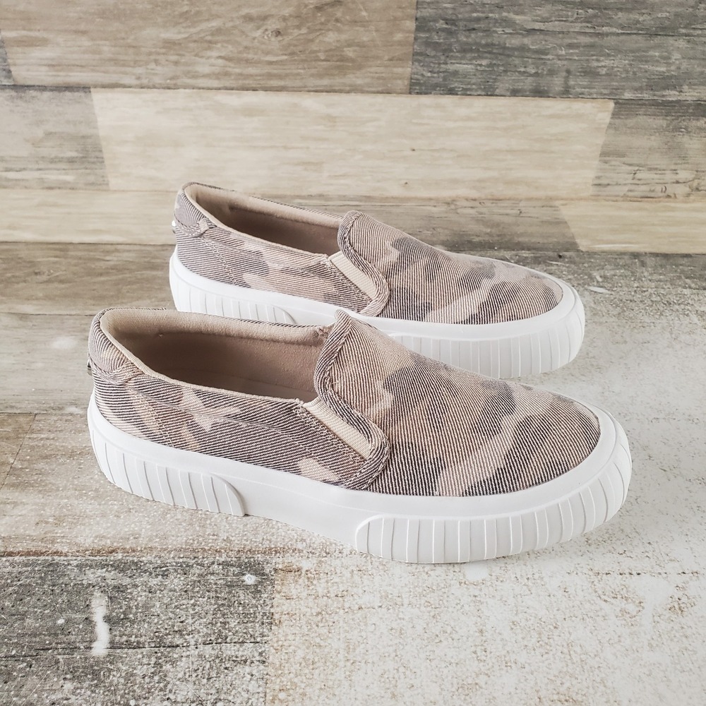 Steve Madden Swiftly Womens Shoe Sz 5.5 M Running Tan Camouflage Slip On Sneaker